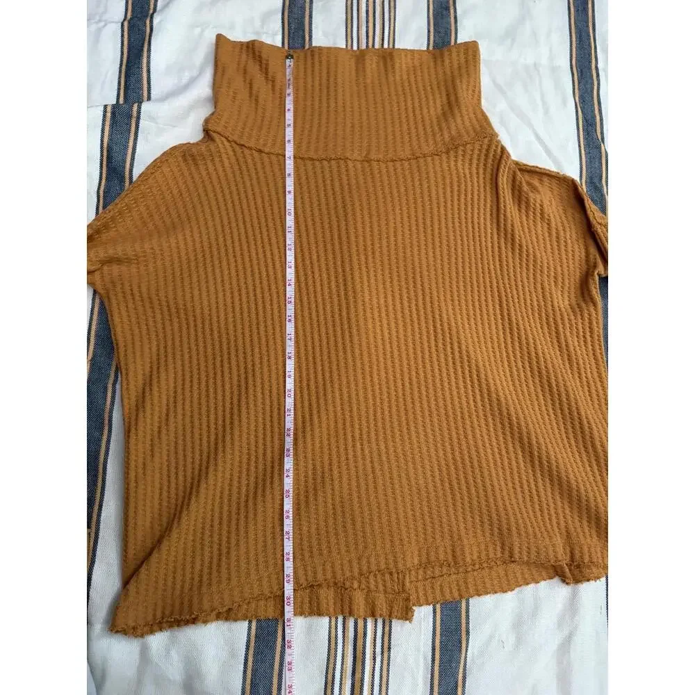 Free People  Top Womens Medium Mustard Yellow Waffle Knit Raw Hem Cowl Neck Cozy - Picture 4 of 11